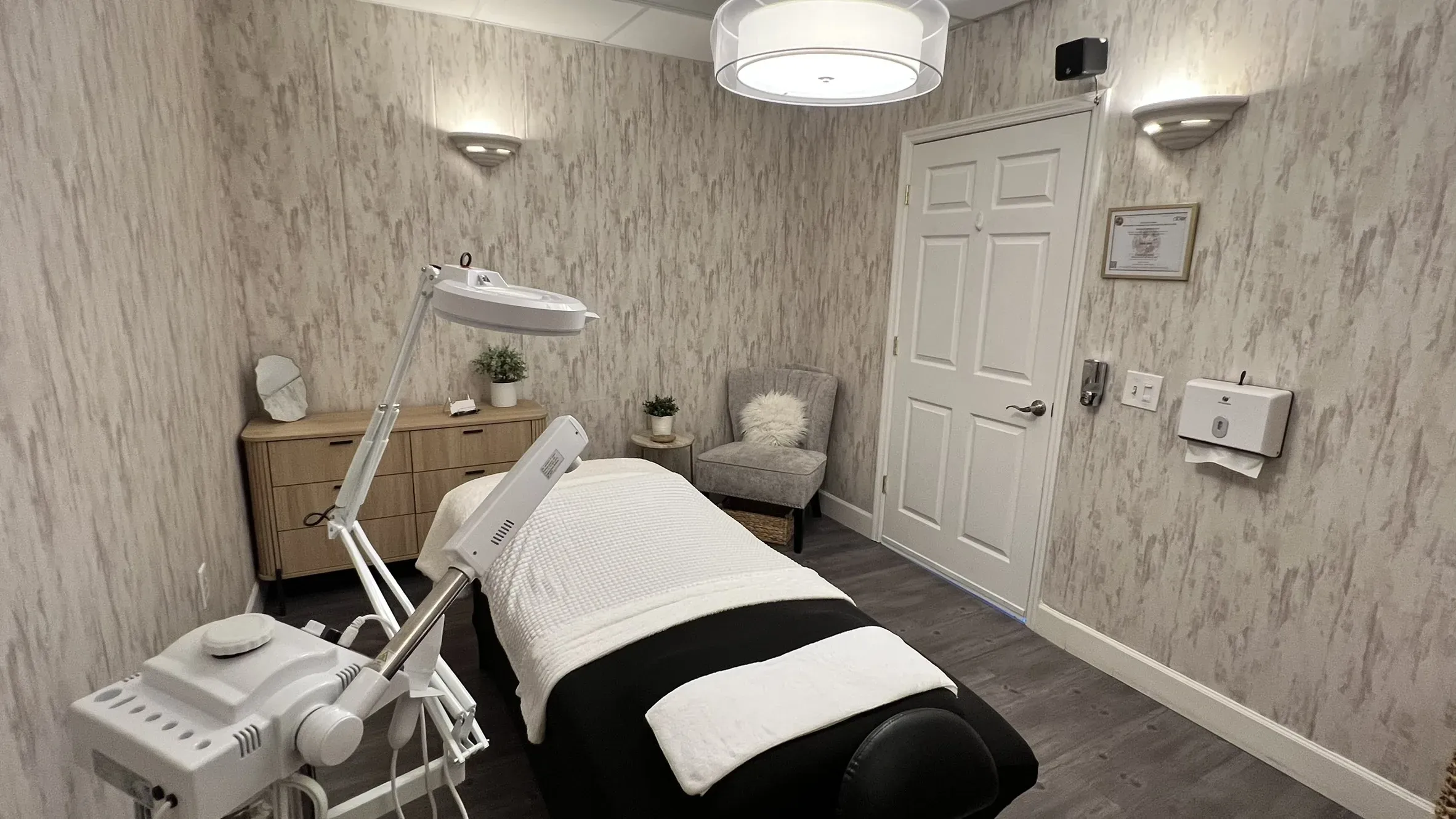 Facial treatment room at the Elevé Esthetics studio in Palm Harbor